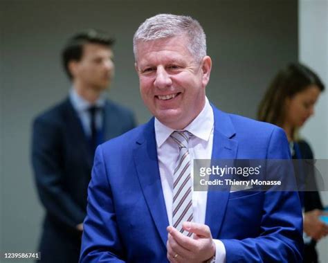 lengvarsky|Vladimir Lengvarsky, Slovak Republic: Profile and Biography.